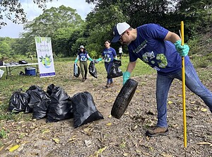 Aristos Inmobiliaria culmina su tercera jornada de limpieza de ríos 2025 con resultados históricos.